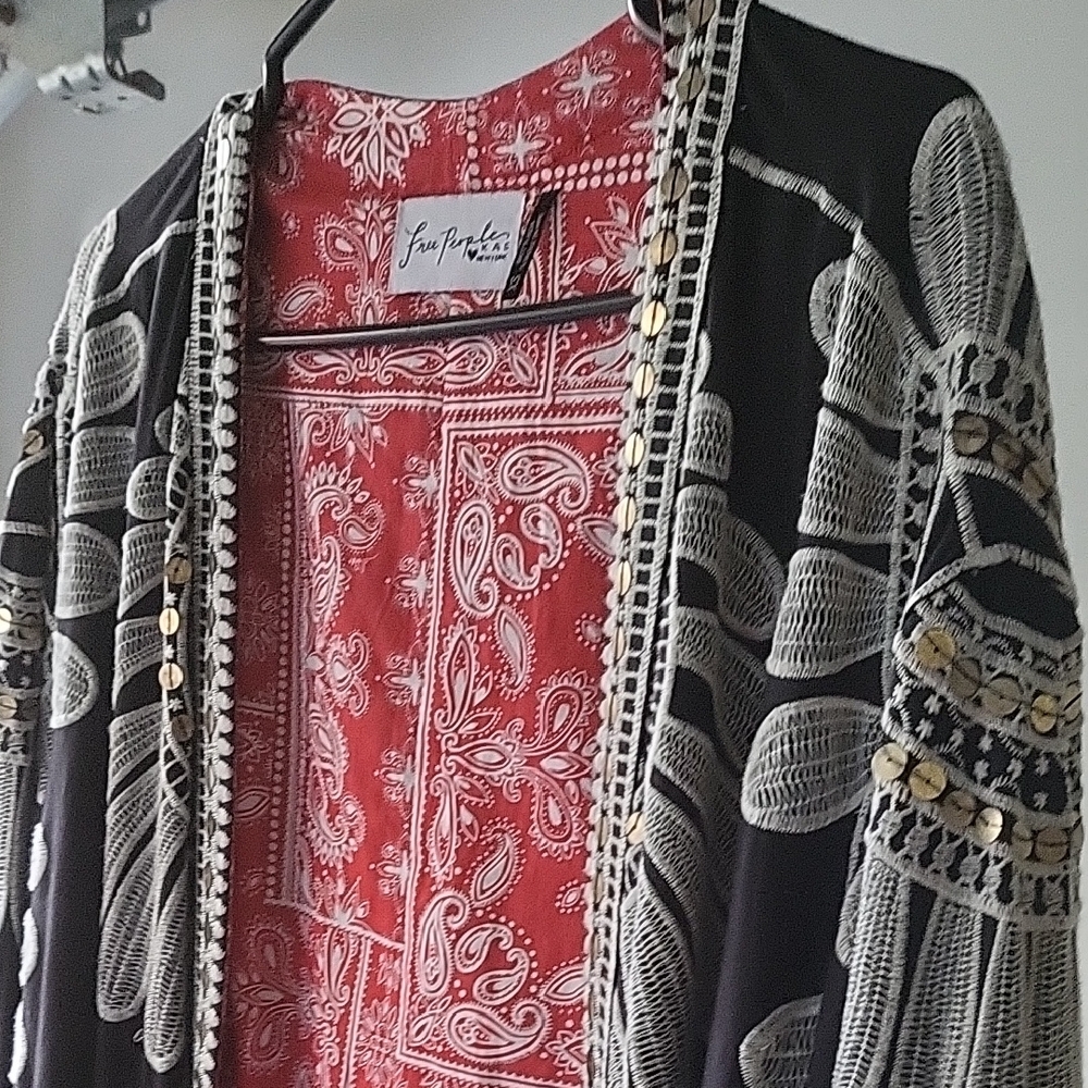 Free People Black and White Bohemian Kimono - Picture 11 of 12